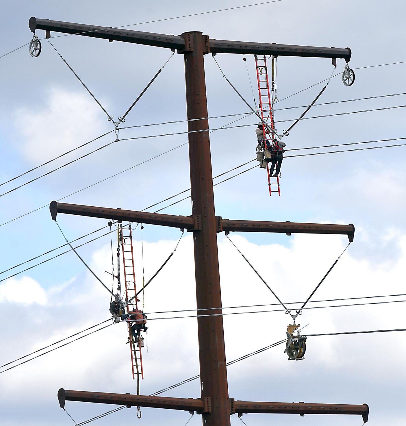 Power lines by helicopter 2